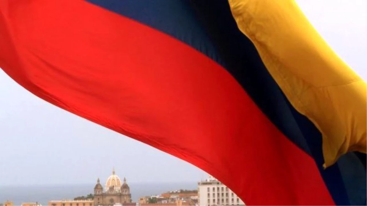 Kolombiya\'da Ateşkes Ay Sonuna Kadar Uzatıldı