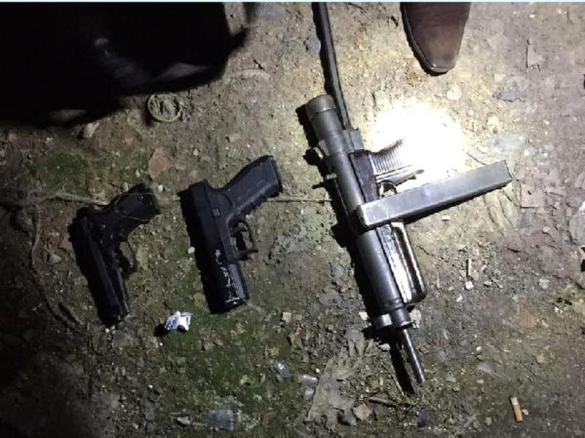 Kuaföre Yapılan DHKP-C Operasyonunda Çıkan Silahlar Şaşırttı