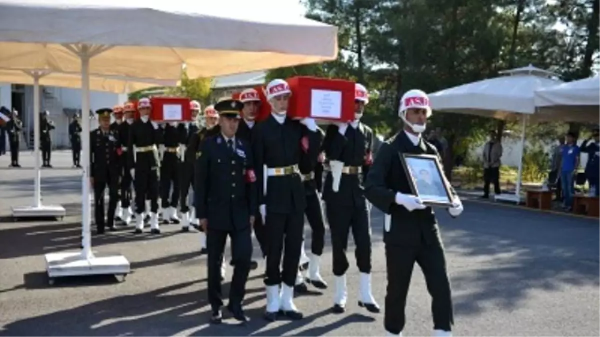 Lice Şehitleri Törenle Uğurlandı!