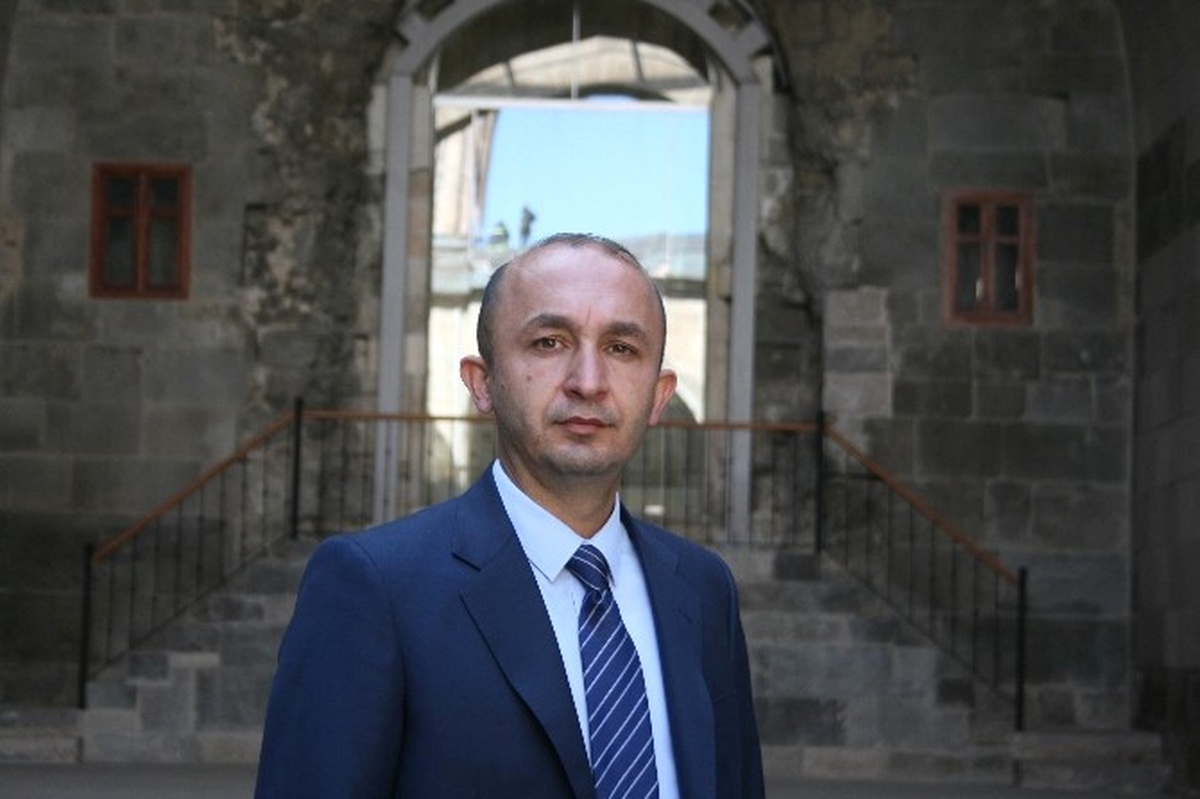 Lokmacı\'dan "Cumhurbaşkanı\'nın Erzurum\'a Davet Edilmesi" Teklifine Tam Destek