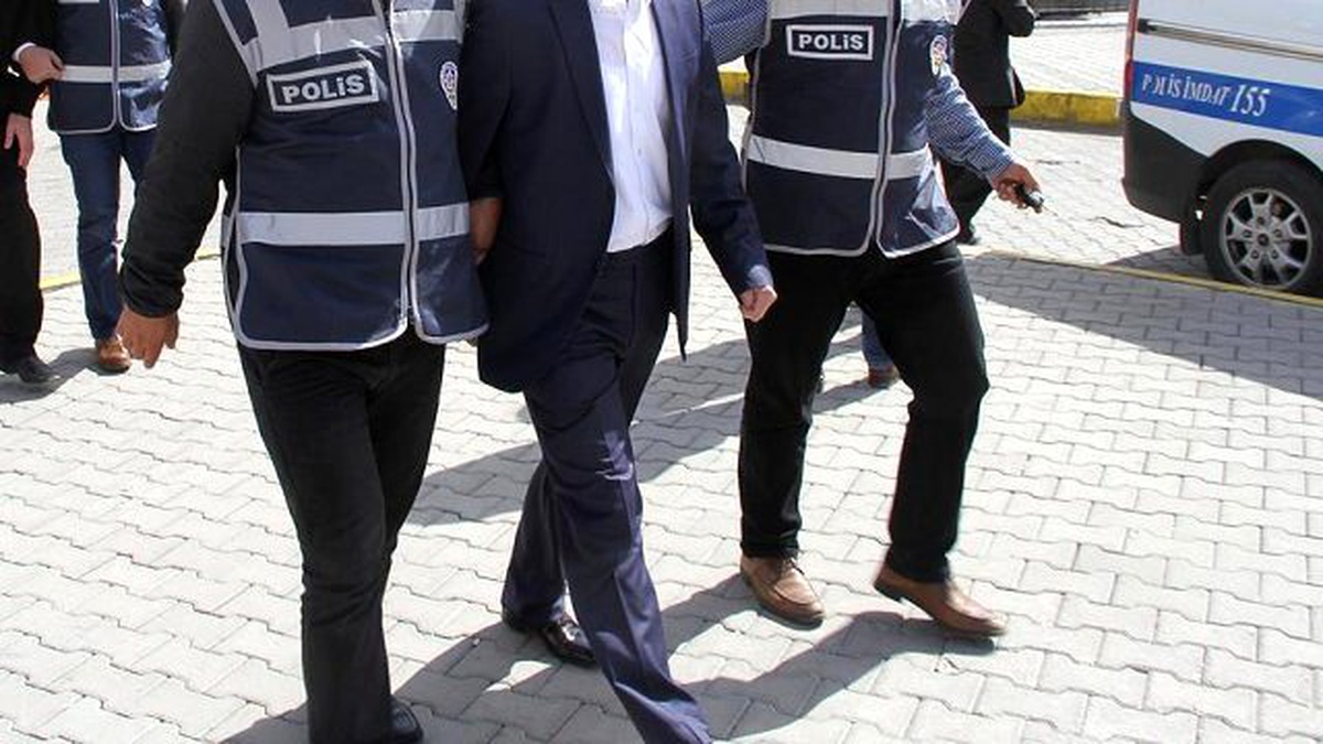 Manisa\'daki Fetö/pdy Operasyonu
