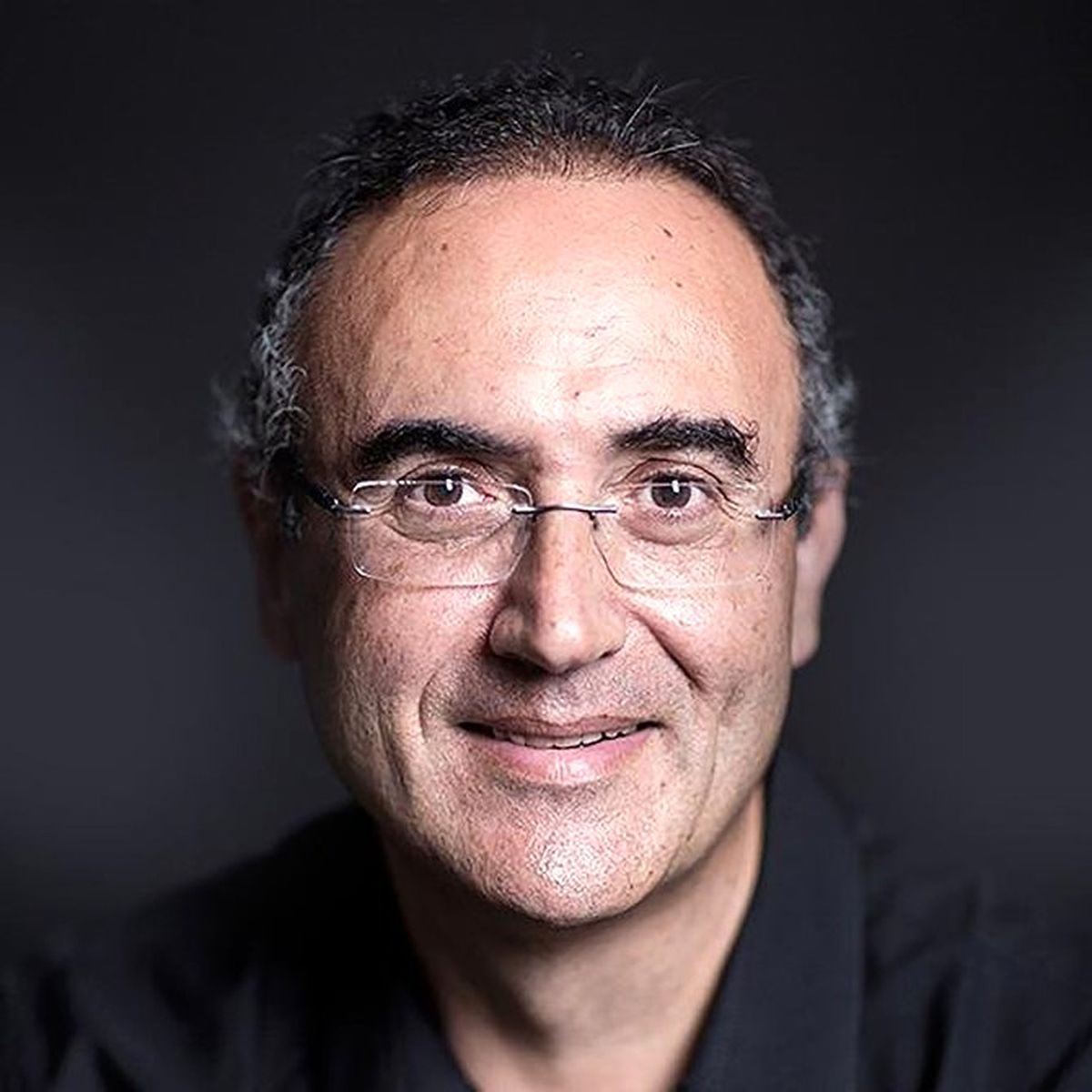 Muratpaşa\'dan Sunay Akın Söyleşisi