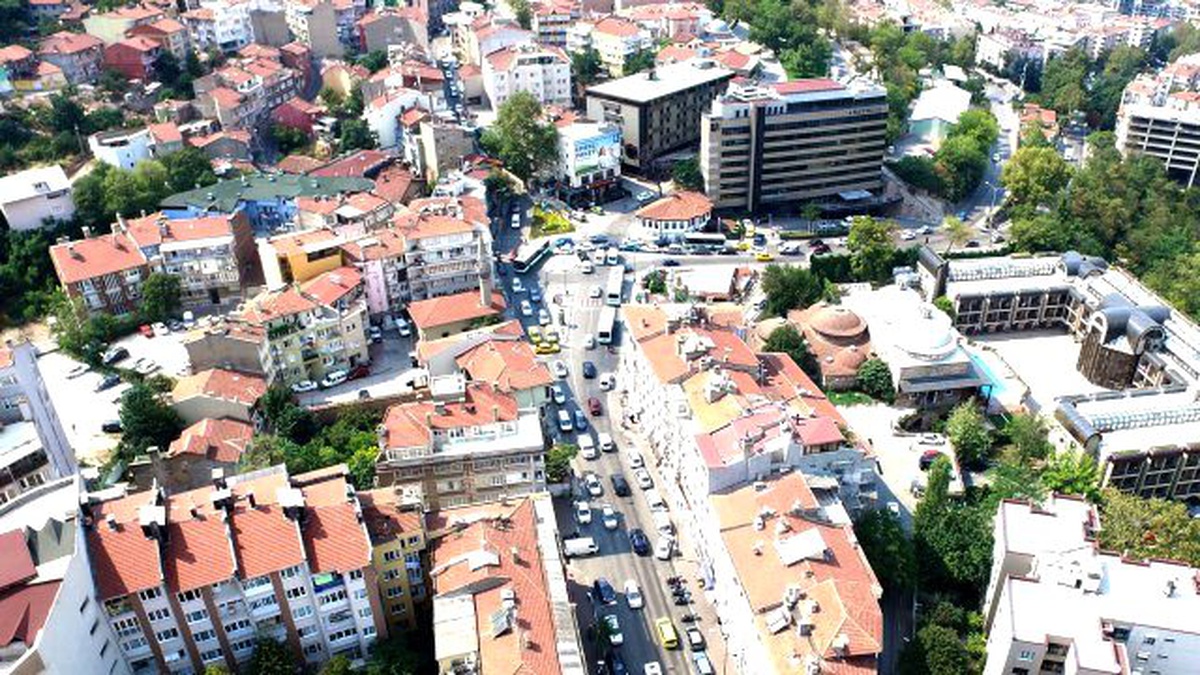 Osmangazi Belediyesi Çekirge Meydanını Yeniliyor