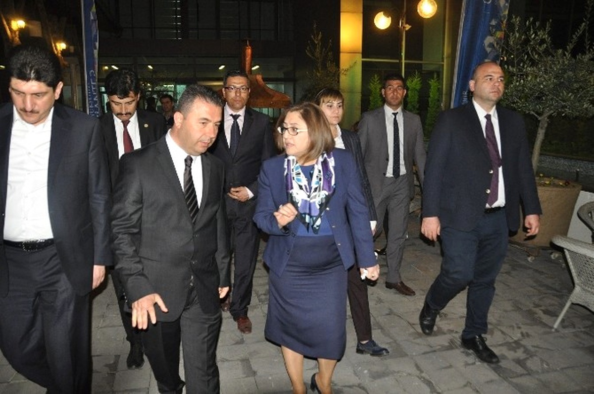 Şahin\'e Turizmcilerden Teşekkür ve Destek Geldi