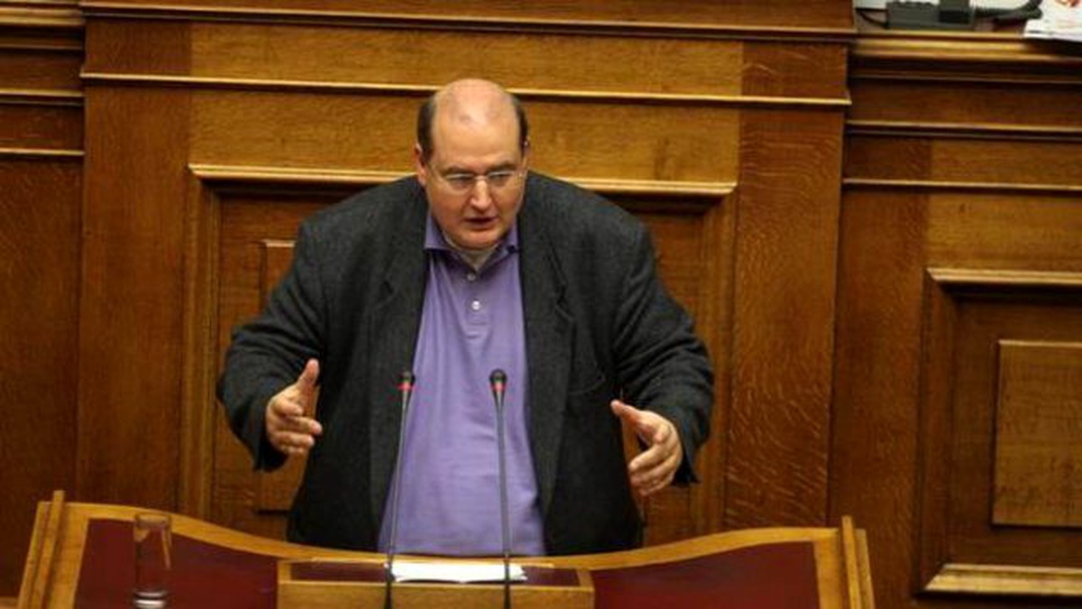 Sığınmacı Çocuklar Yunanistan\'da Ders Başı Yapacak
