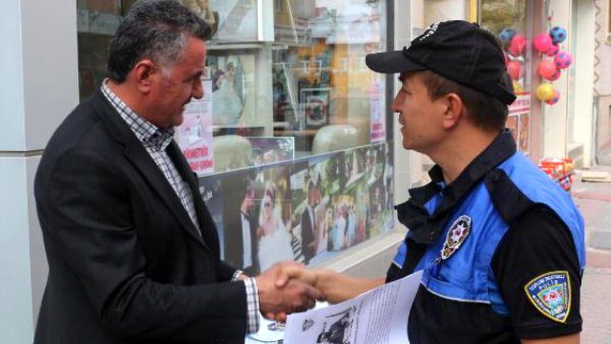 Sivas Emniyeti\'nden Dolandırıcılık Uyarısı