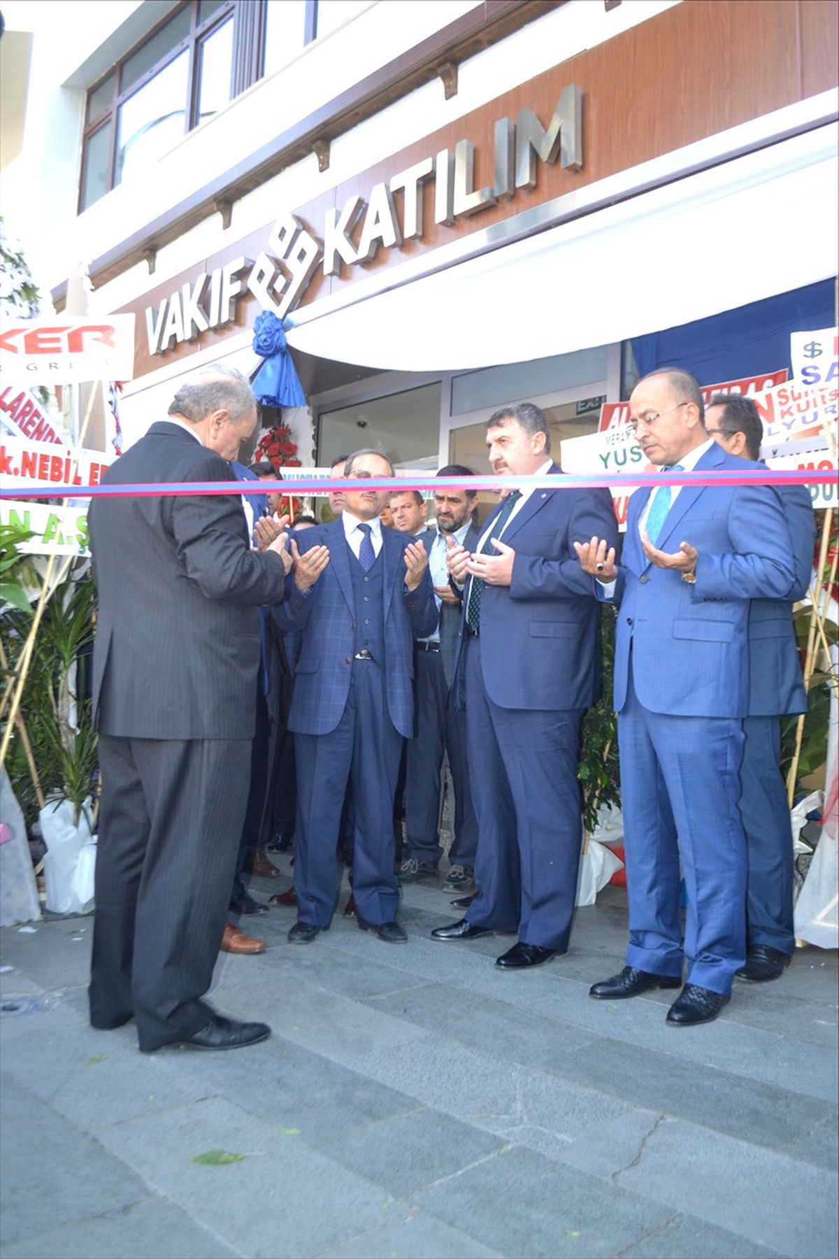 Vakıf Katılım\'ın Konya Şubesi Hizmete Açıldı