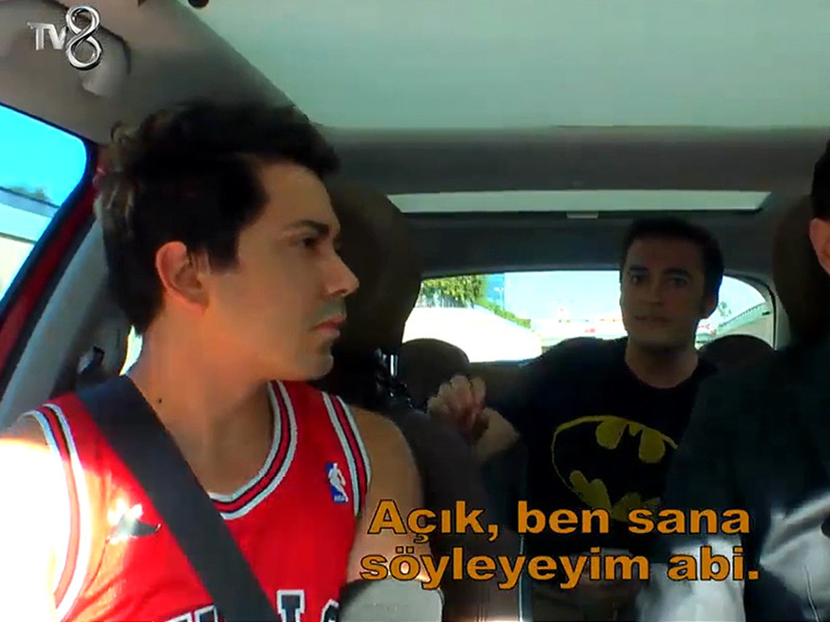 Zeyd Göz6 Arabasıyla Tura Çıktı! Seyirci Erdi\'yi Eleştirirse...