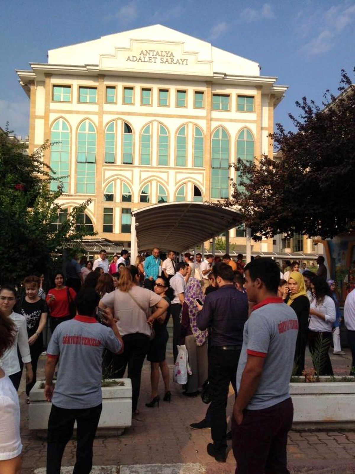 Antalya Adliyesi'ndeki Bomba İhbarı Yurt Dışı Kaynaklıymış