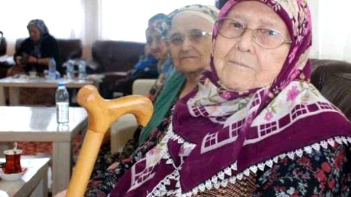 Antalya\'da Huzurevindeki Skandal Görüntü İddiaları