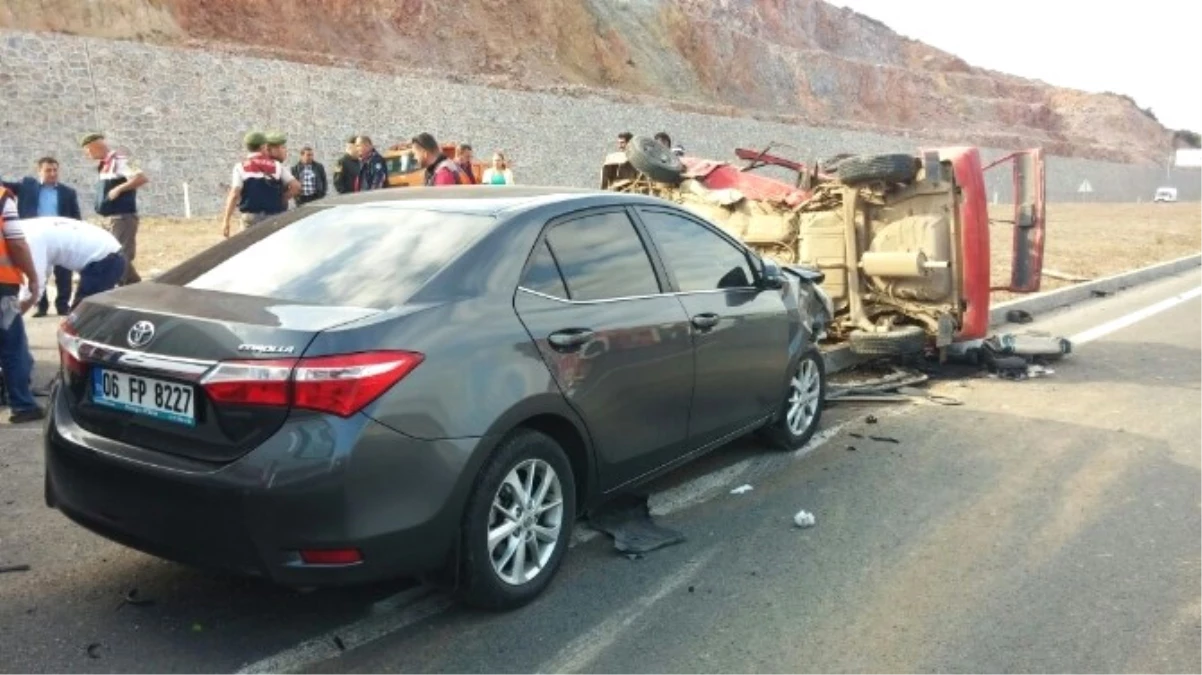 Balıkesir\'de Trafik Kazası: 6 Yaralı