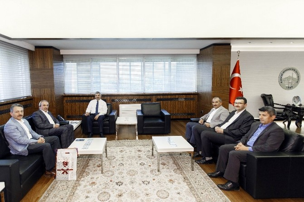 Başkan Çelik\'e Eğitim Teşekkürü