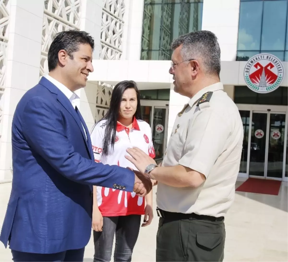 Başkan Genç'e, İl Jandarma Komutanı Kelleli'den Nezaket Ziyareti