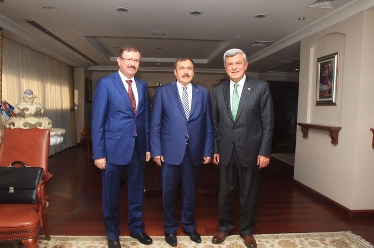 Başkan Karaosmanoğlu, Ankara\'da Bir Dizi Temaslarda Bulundu