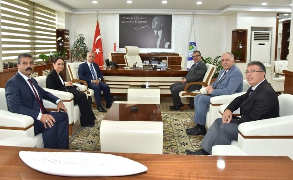 Başkan Kayda, Salihli Myo Müdürü Dilber\'i Ağırladı
