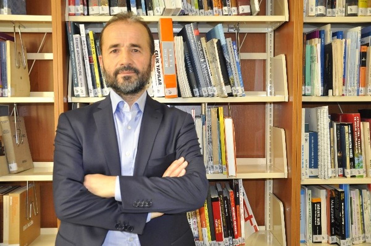 Doç. Dr. Demirel: "Türkiye, Mevcut Durum Düzelene Kadar, Kendi Güvenliğini Sağlamak Amacıyla...