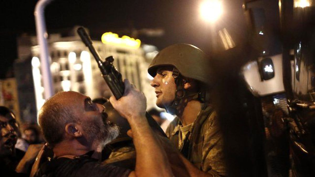 Erler İhanet Gecesini Anlattı: Vurun Vurun Bunlar Gülen'in Adamı