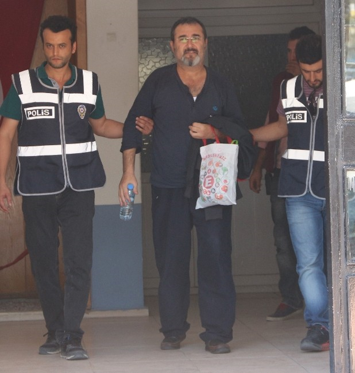 Fetö\'den Aranan İş Adamı 2 Ay Kaçabildi