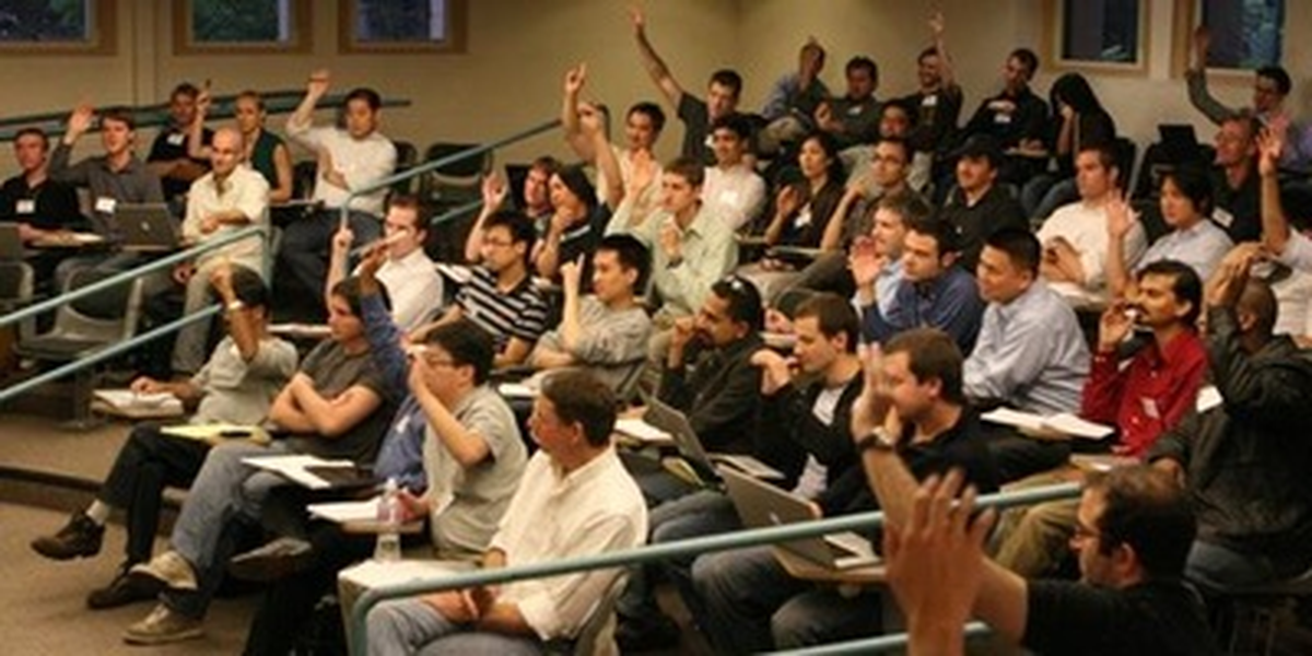 Founder Hotseat: Pitch Your Ideas To Startup Mentors