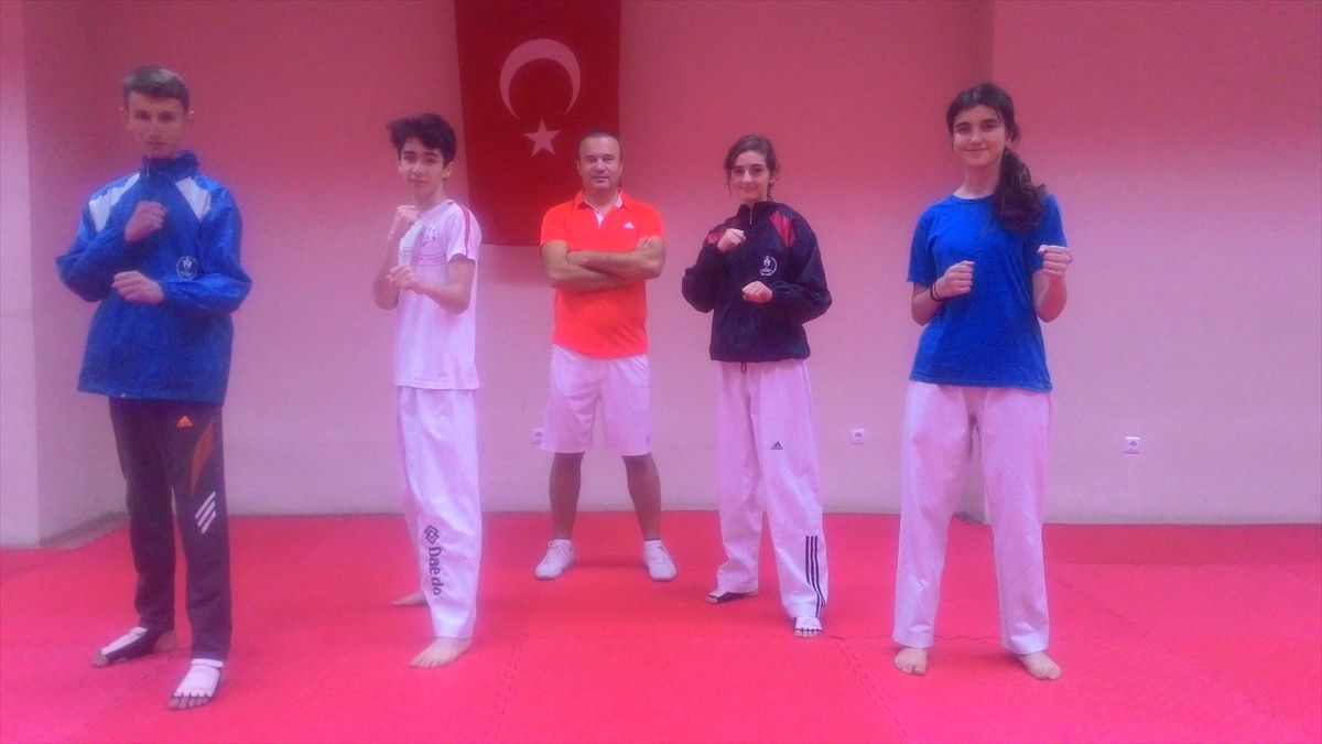 Gençler Türkiye Tekvando Şampiyonası