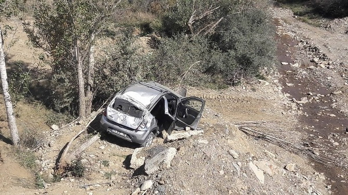 Gümüşhane\'de Trafik Kazası : 1 Ölü, 3 Yaralı