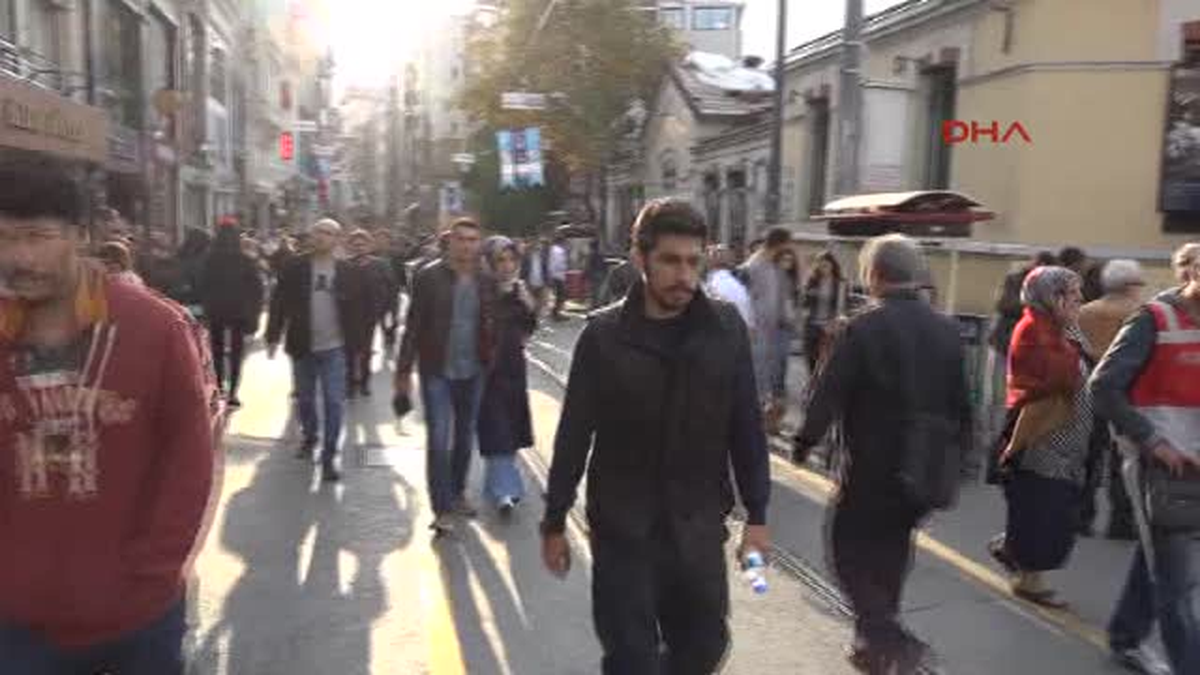 İstiklal Caddesi\'nde Güvenlik Önlemi
