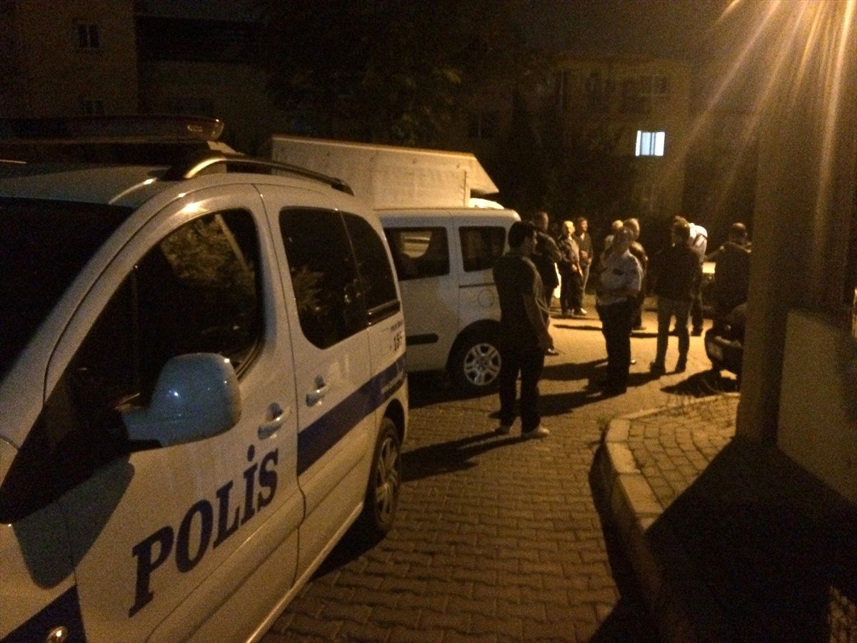 İzmir\'de MİT Lojmanları Önünde Patlama