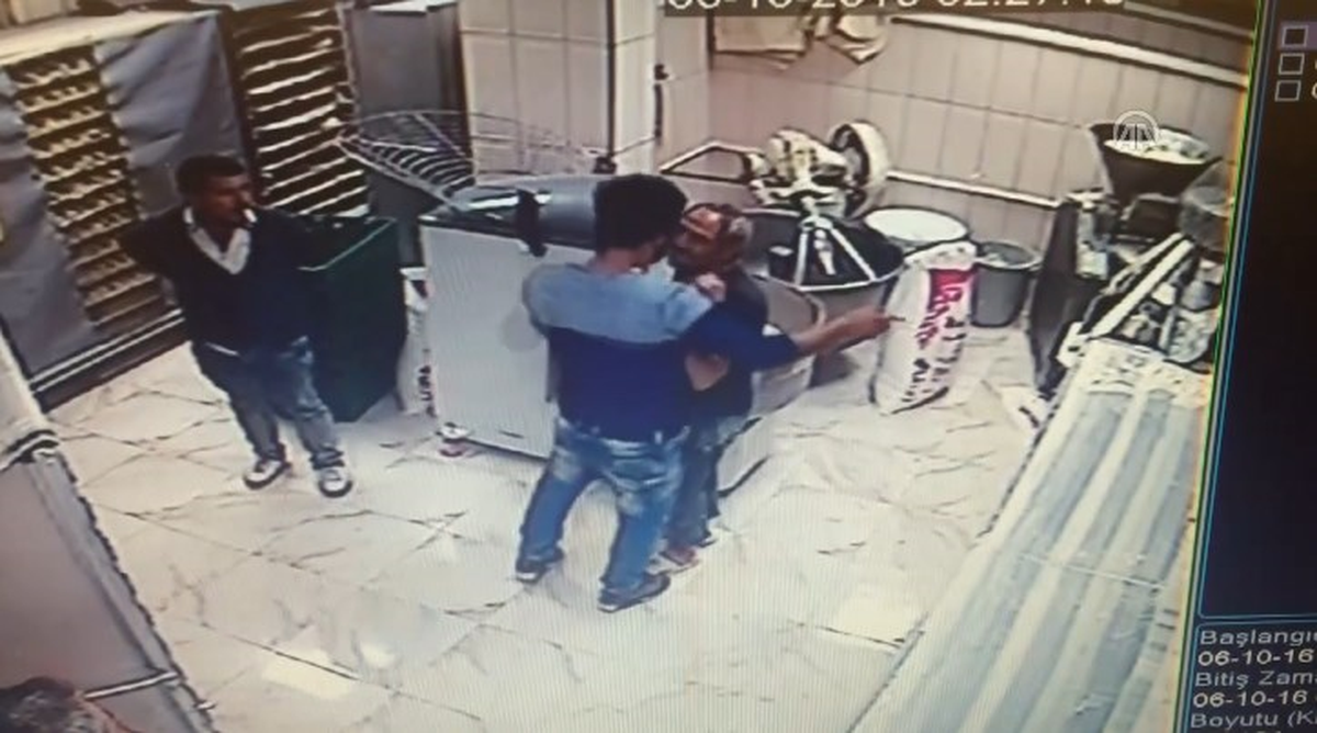 Önce Fırıncıları, Sonra Taksiciyi Darp Etti