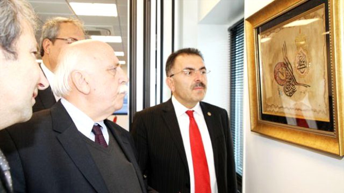 Önce Van Gogh\'u, Sonra Yunus Emre\'yi Ziyaret Etti