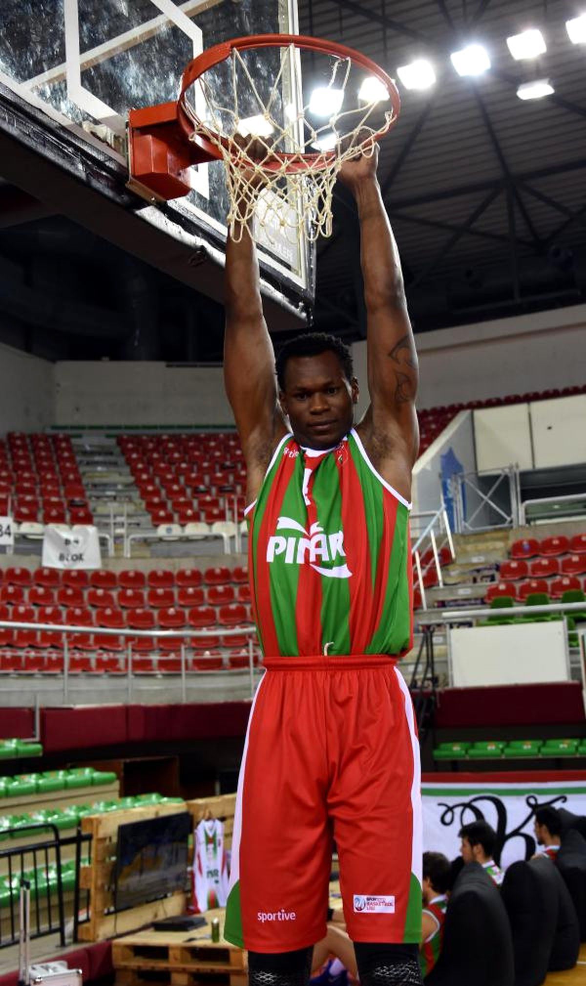 Pınar Karşıyaka\'da Petway Taraftarla Buluşmayı Bekliyor