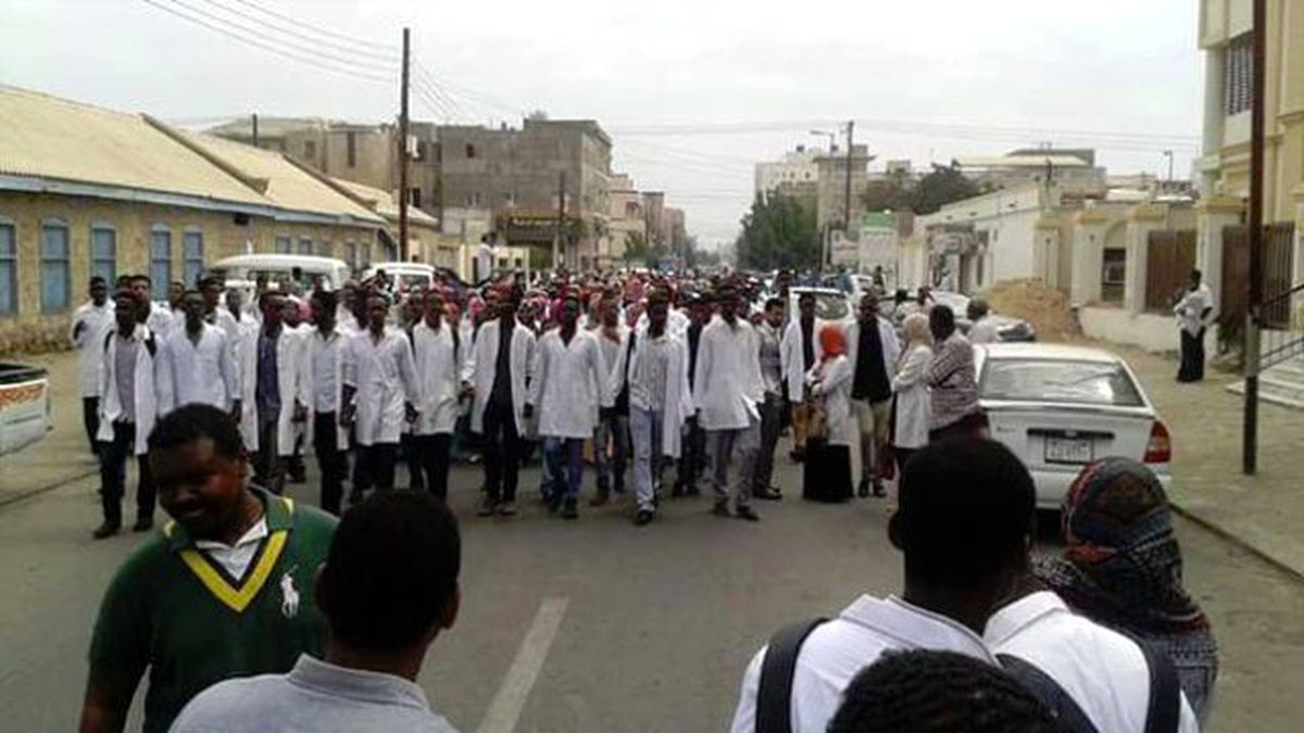 Sudan\'da Doktorlar Grevde