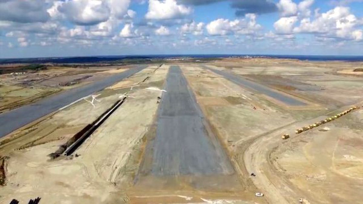Üçüncü Havalimanı'nın İlk Pisti Görüntülendi