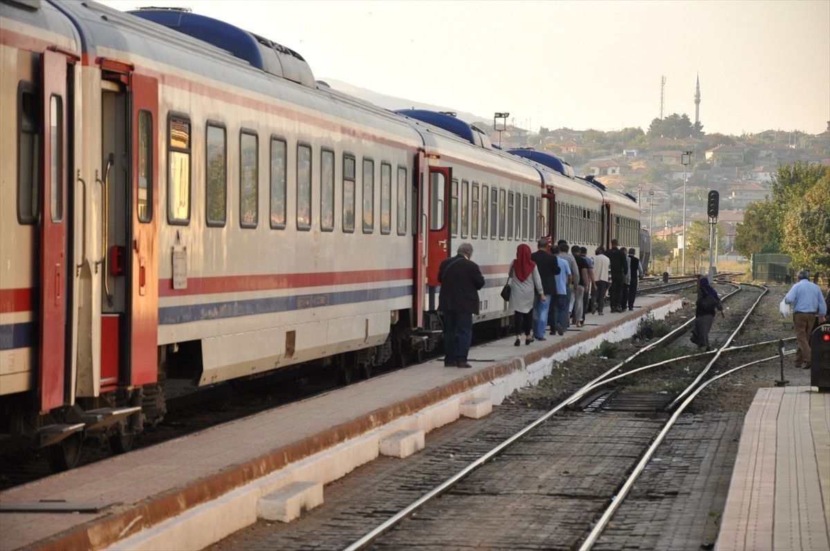 Yolcu Treninde Şüpheli Çanta İhbarı