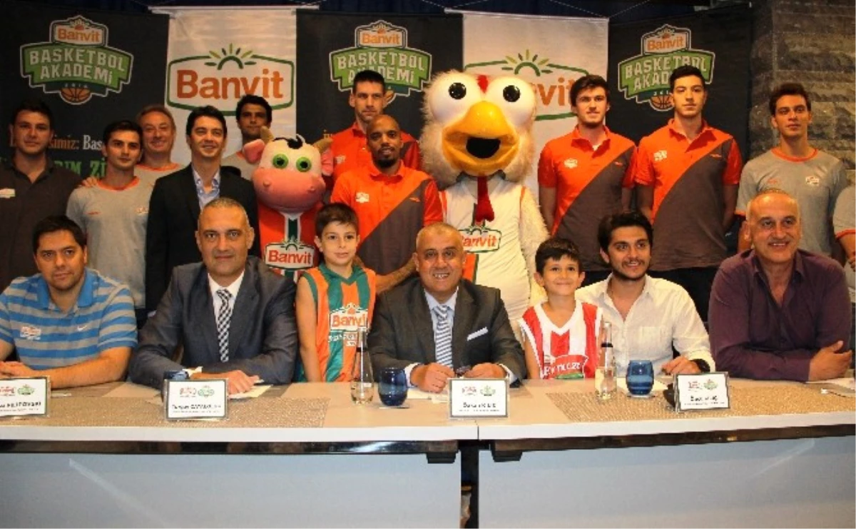 Banvit Basketbol Akademi İzmir\'de Start Alıyor
