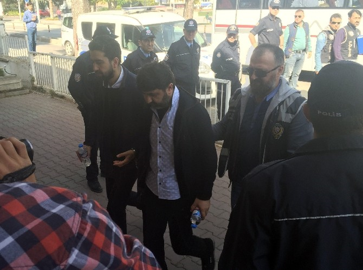Bolu\'da Fetö Operasyonunda 19 Kişi Adliyeye Sevk Edildi