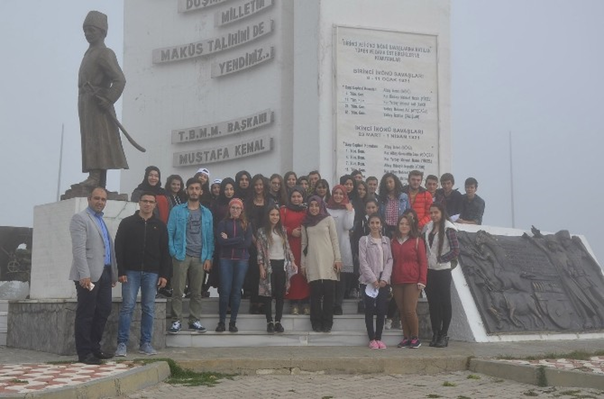 Bozüyük Belediyesi\'nden Üniversite Öğrencilerine "İlçemize Hoşgeldiniz, Tanıtım Gezisi"