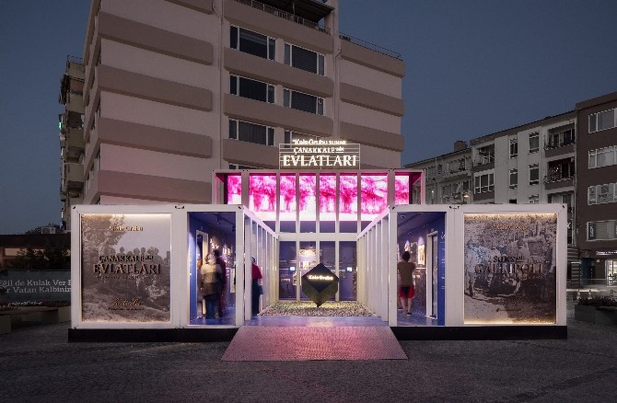 Çanakkale\'nin Evlatları\'na Kristal Elma