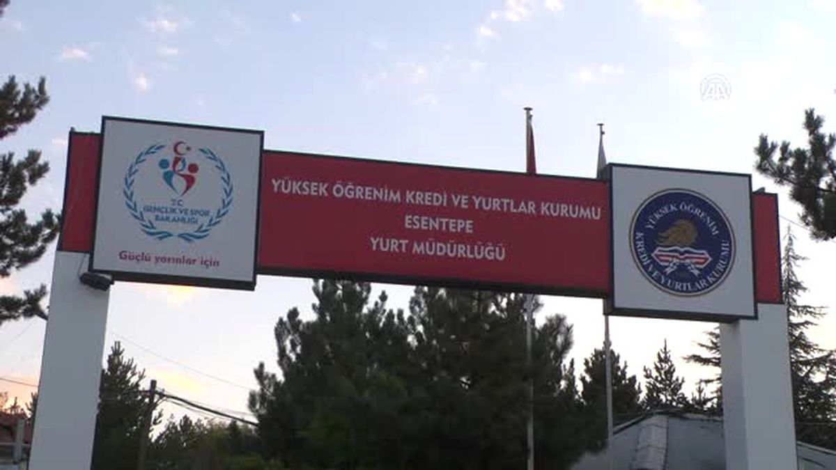 Dakika Dakika Fetö\'nün Darbe Girişimi" Kitabı Yurt Kütüphanelerinde