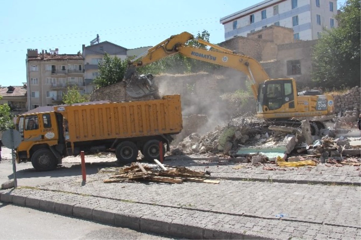 Develi Terminali Revizyon Çalışmaları Kaldığı Yerden Devam Ediyor