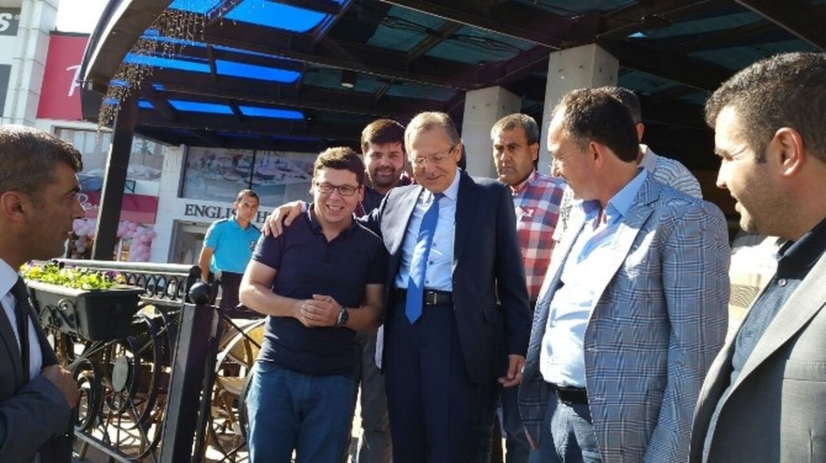 Edip Uğur, Edremit\'i Ziyaret Etti