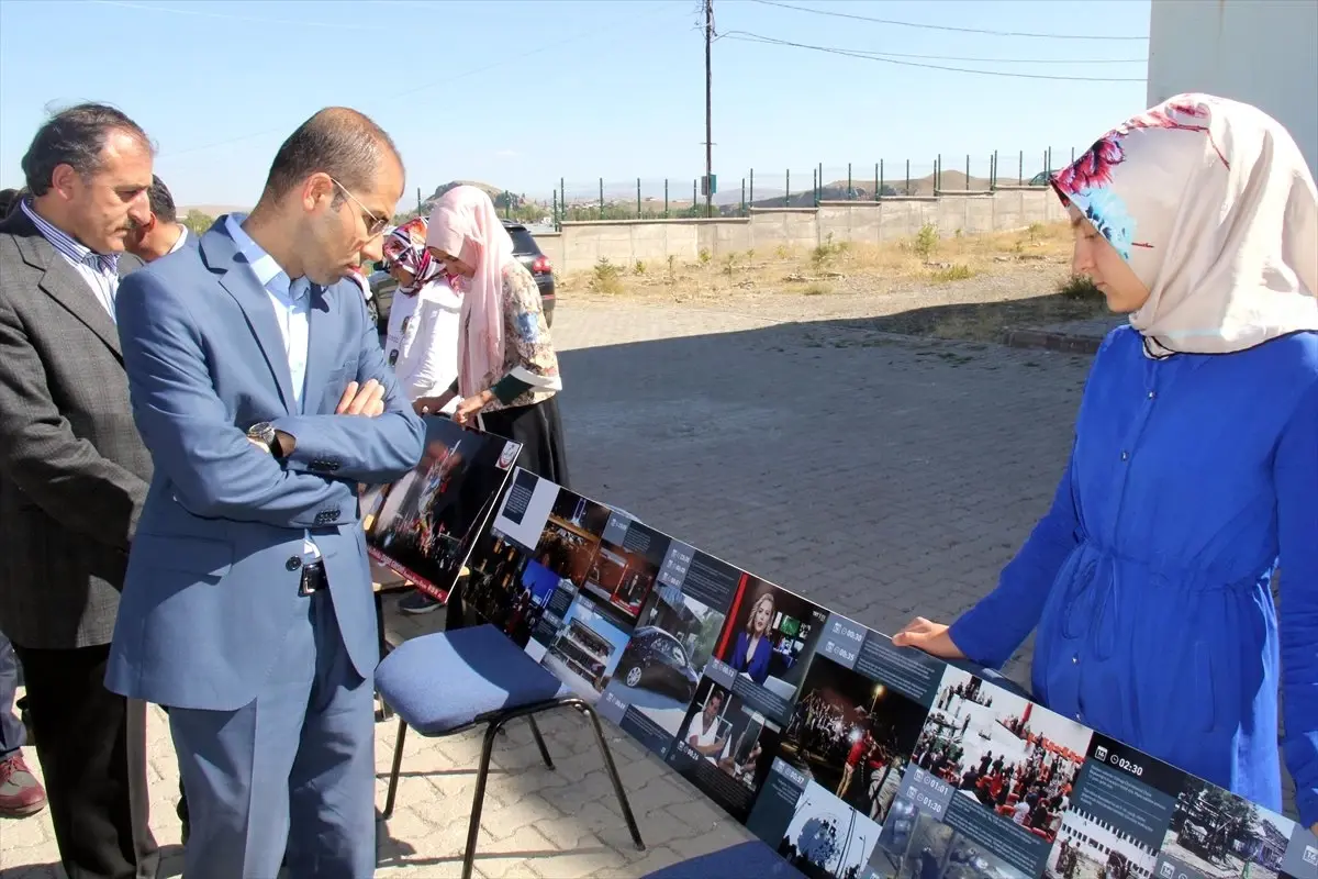 Hafik\'te "15 Temmuz Şehitleri" Fotoğraf Sergisi Açıldı