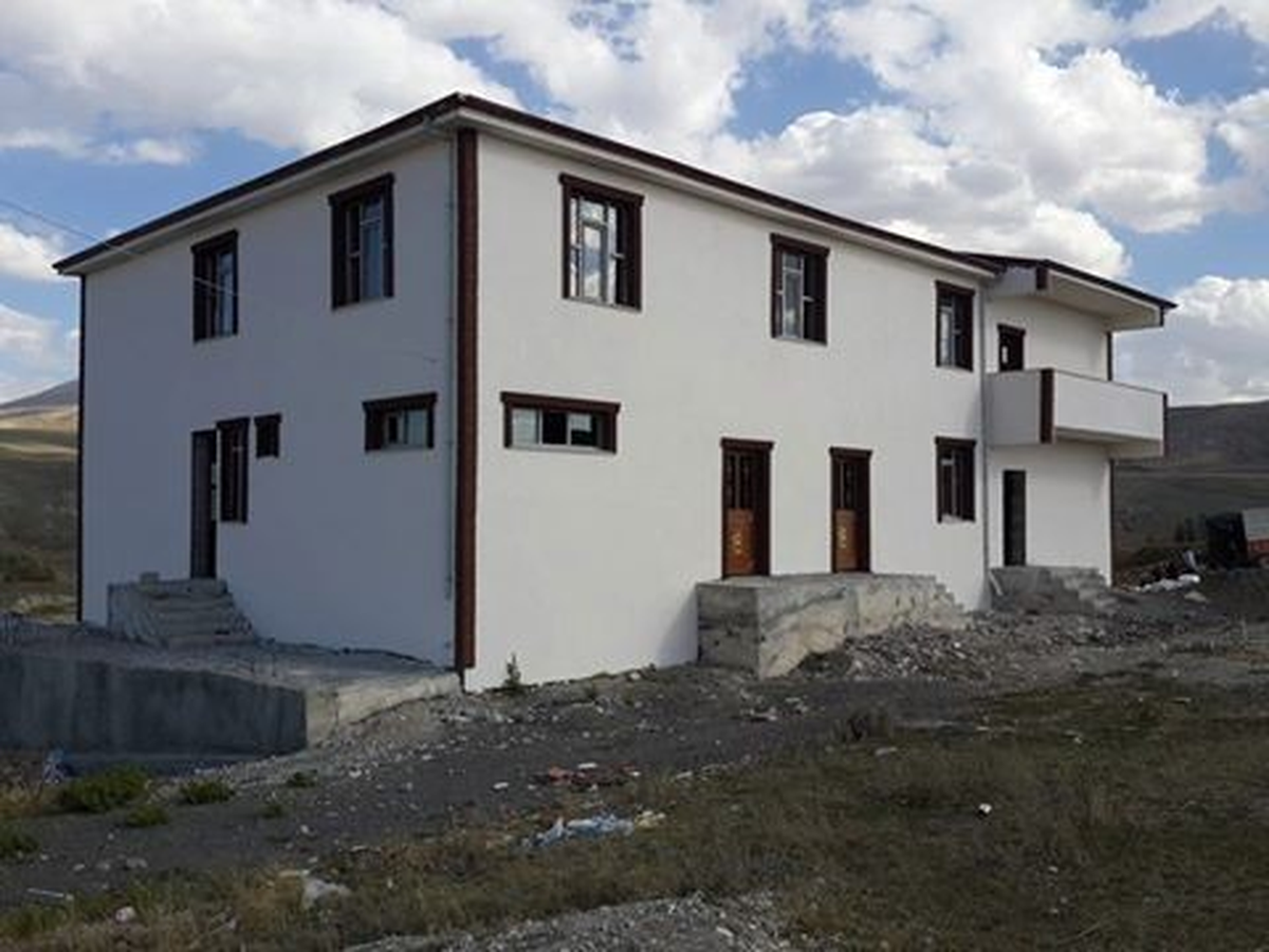 Horasan Belediyesinden Köylere Cami, Taziye ve Kültür Evleri