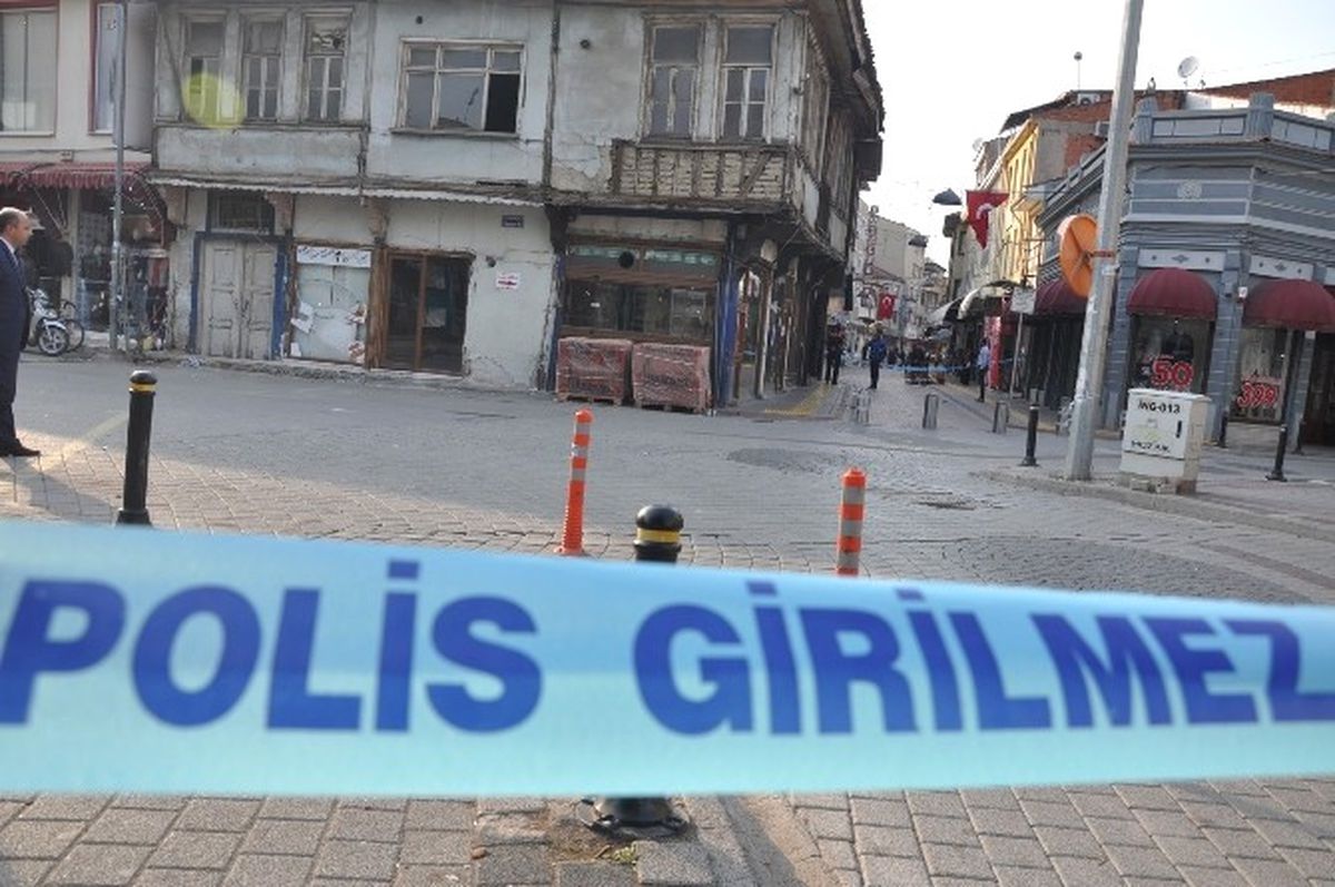 İnegöl\'de Şüpheli Paket Paniği