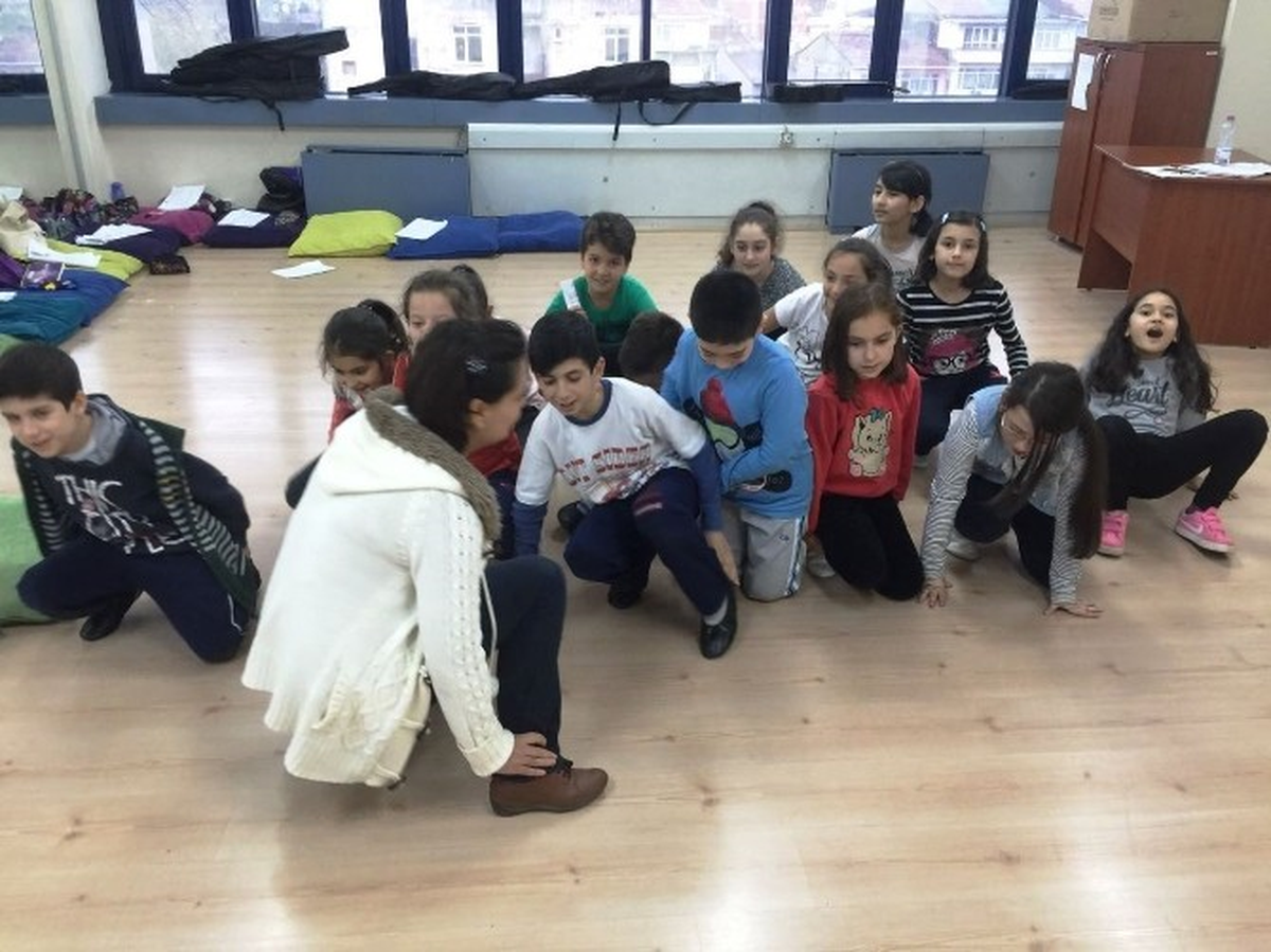 İzmit Belediyesi Tiyatro Drama Okulu Seçmeleri 8 Ekim\'de Belsa\'da Yapılacak