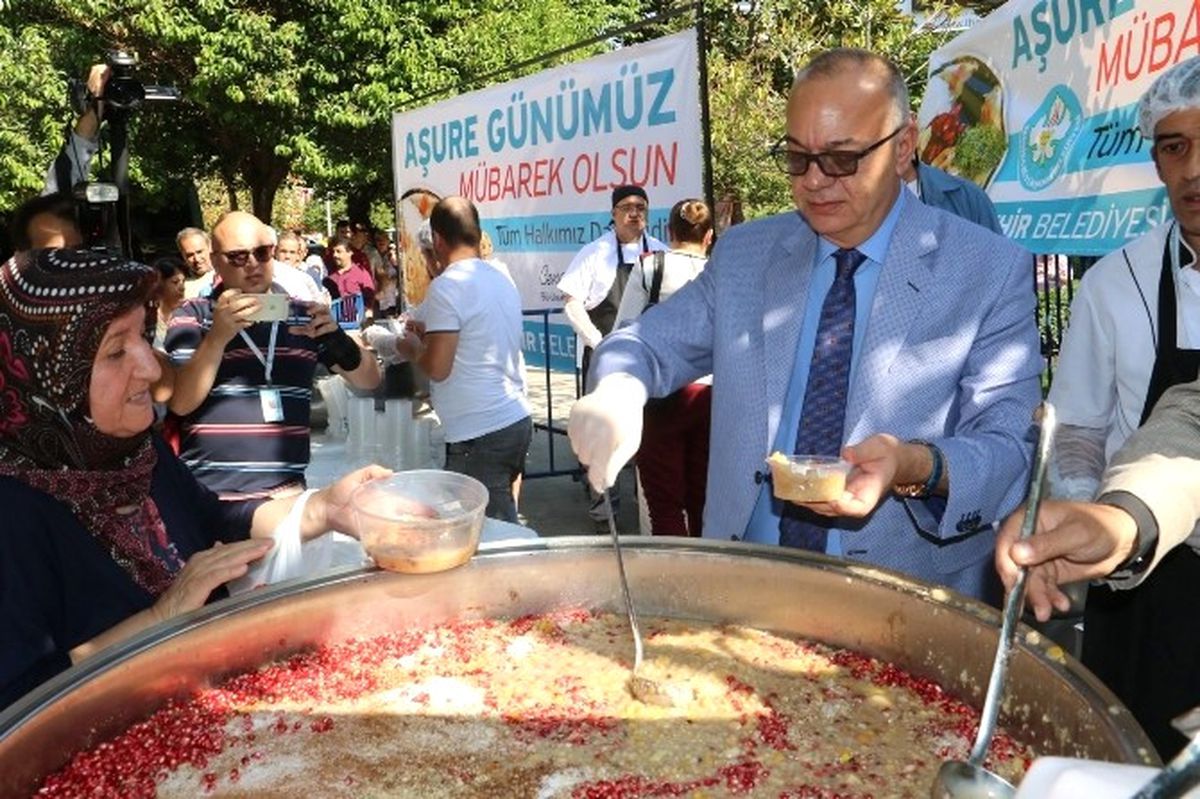 Manisa Büyükşehir\'den 5 Bin Kişilik Aşure Hayrı
