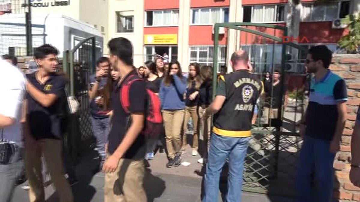 Marmaris\'te Okul Önlerinde Denetim
