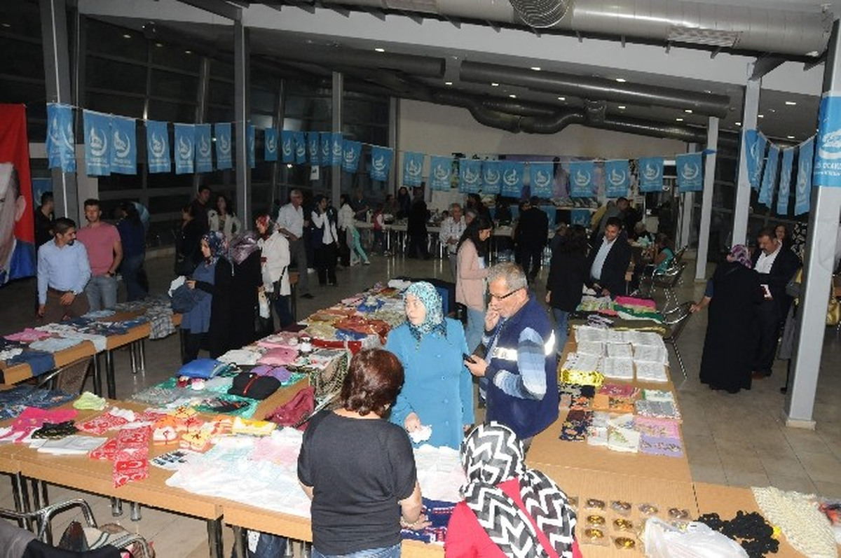 Odunpazarı Ülkü Ocakları\'ndan Dayanışma Kermesi