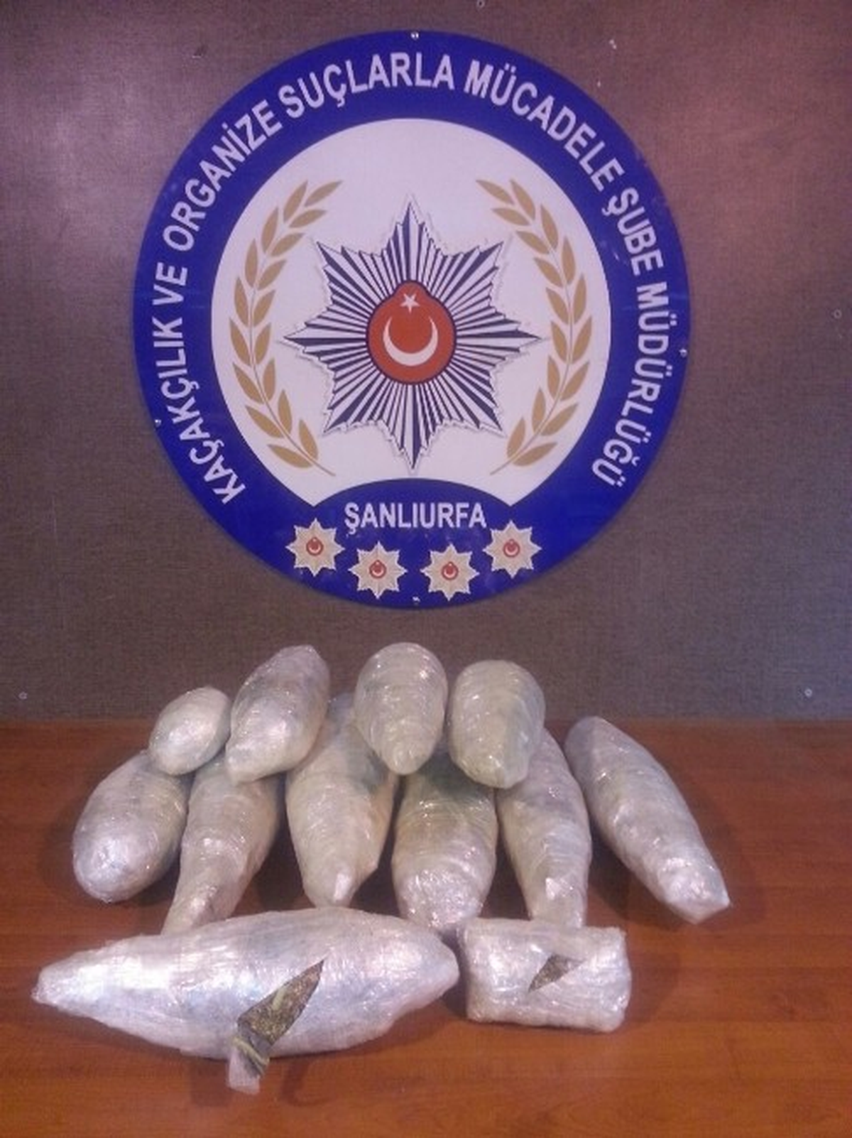 Otobüsün Bagajındaki Taburelerde Esrar Çıktı