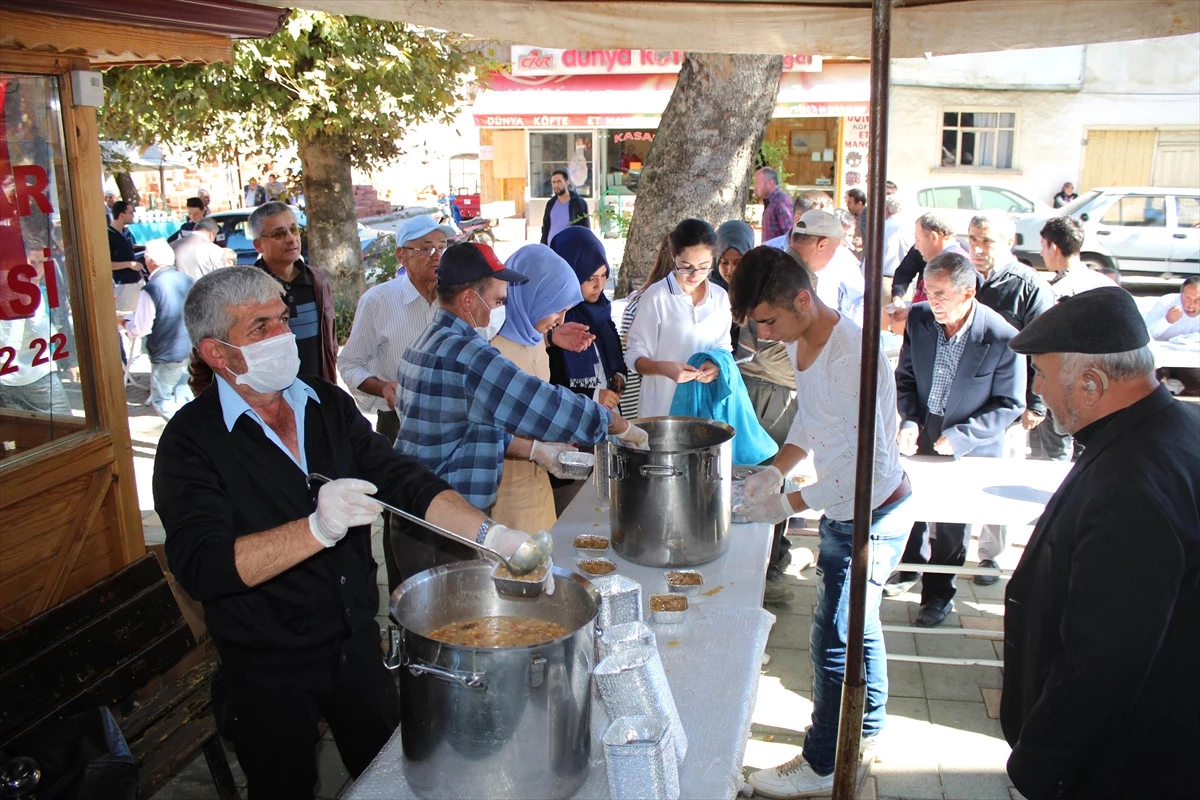 Pazaryeri Belediyesinden Aşure Etkinliği