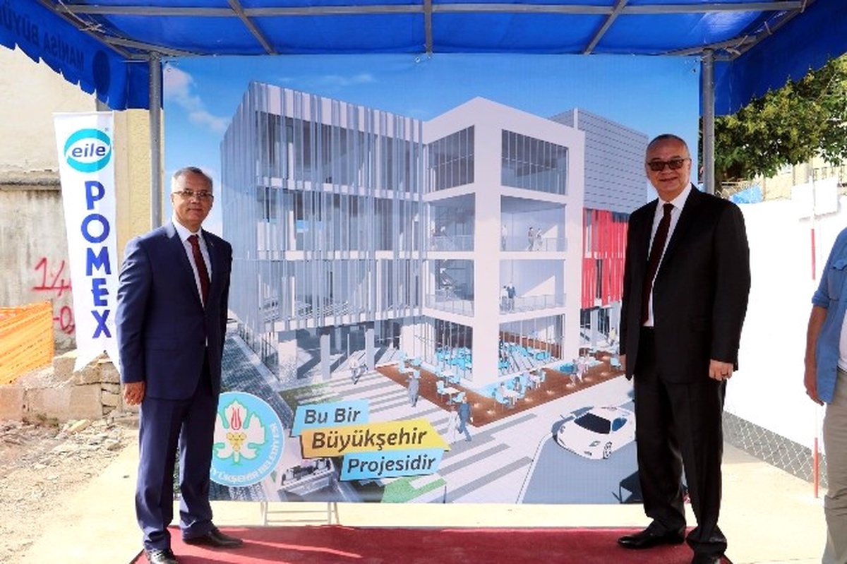 Salihlili Gençlere Büyükşehirden Büyük Hizmet